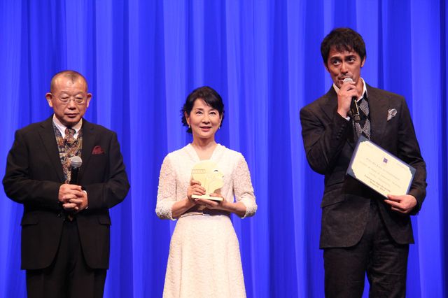 笑福亭鶴瓶が司会！吉永小百合『ふしぎな岬の物語』ジャパンプレミア舞台あいさつ写真ギャラリー（3枚目）