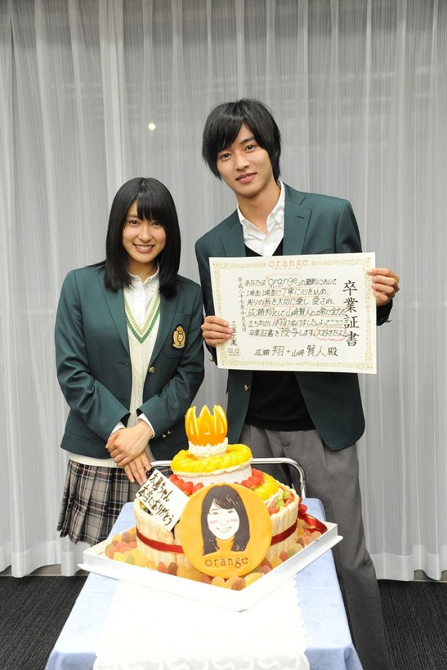 土屋太鳳＆山崎賢人、「まれ」から 『orange』まで！1年間の共演終了！フォトギャラリー（3枚目）