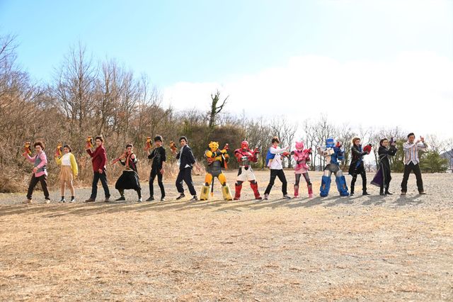 ゼンカイトピアを支配する“柏餅王”ゾックス…『ドンブラザーズVSゼンカイジャー』場面写真（8枚目）