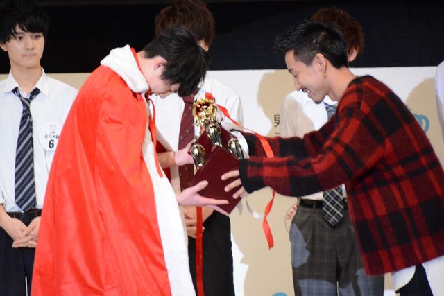 「男子高生ミスターコン 2016」グランプリ＆ファイナリスト（全17枚）（8枚目）
