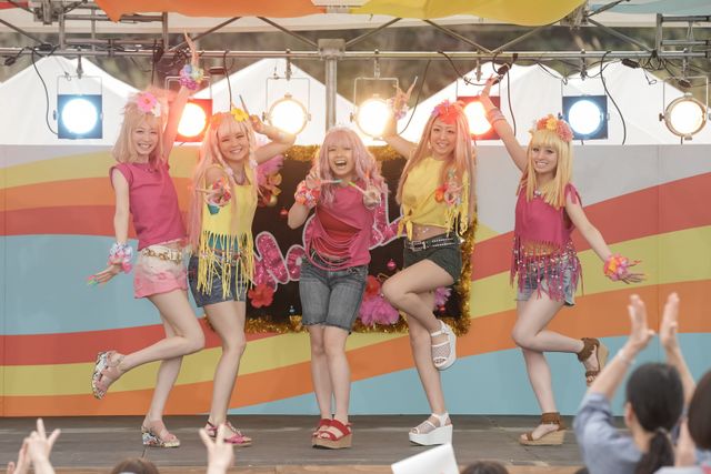 踊りながら結（橋本環奈）を励まして…朝ドラ「おむすび」第20回：フォトギャラリー