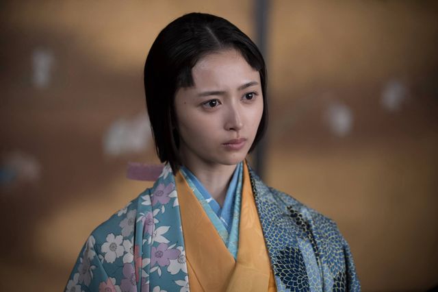 茶々（井上和）・寧々（浜辺美波）・市（宮崎あおい）ら美女集結！「豊臣兄弟」第32回場面写真（4枚目）