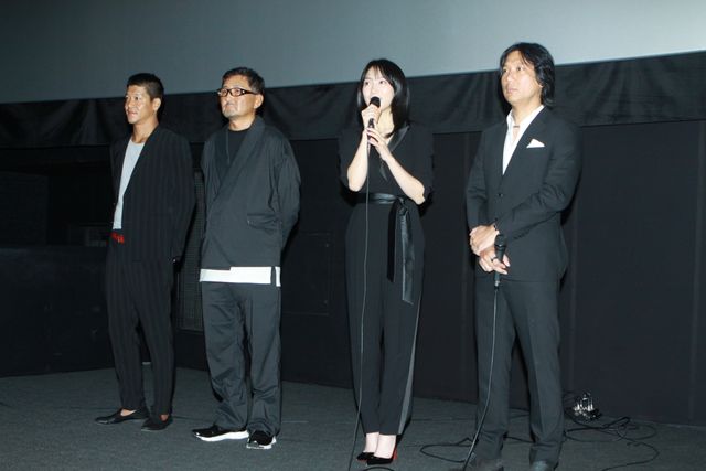 知英、美しい黒ドレスで『殺る女』ワールドプレミアに登場（14枚目）