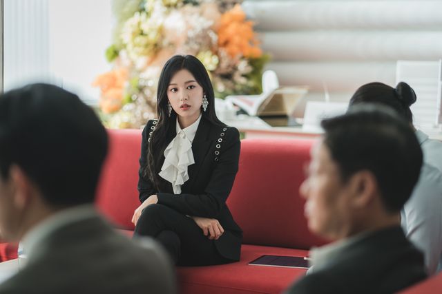 スヒョン＆ジウォンが美しい…韓ドラ「涙の女王」追加場面写真（7枚目）