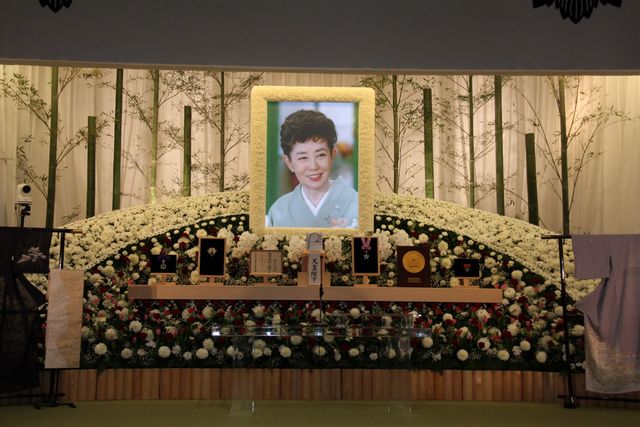 森光子さん本葬の様子：フォトギャラリー