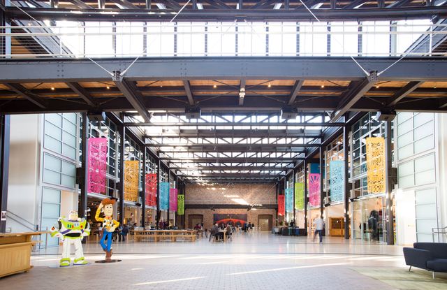 ここで暮らしたい！『リメンバー・ミー』仕様のピクサー本社に潜入（3枚目）