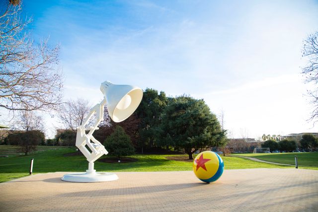 ここで暮らしたい！『リメンバー・ミー』仕様のピクサー本社に潜入（31枚目）