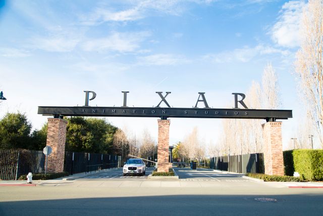 ここで暮らしたい！『リメンバー・ミー』仕様のピクサー本社に潜入（33枚目）