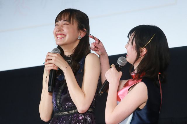 佐藤大樹、鈴木仁に“つまクル”！映画『4月の君、スピカ。』初日舞台あいさつ（18枚目）