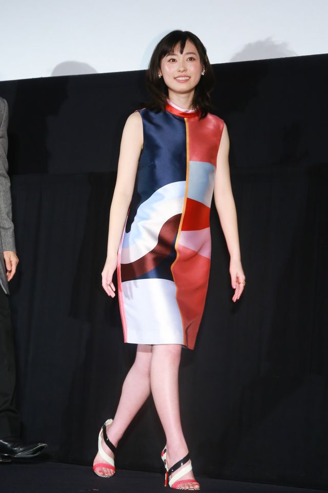 佐藤大樹、鈴木仁に“つまクル”！映画『4月の君、スピカ。』初日舞台あいさつ（23枚目）