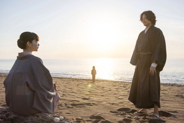 【画像6枚】朝ドラ「風、薫る」シマケン（佐野晶哉）がりん（見上愛）を見つめて…第90回場面写真：フォトギャラリー