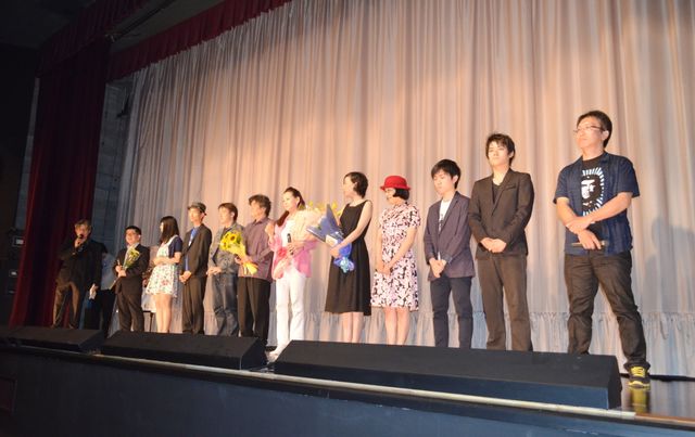 映画『あいときぼうのまち』初日舞台あいさつフォトギャラリー（2枚目）