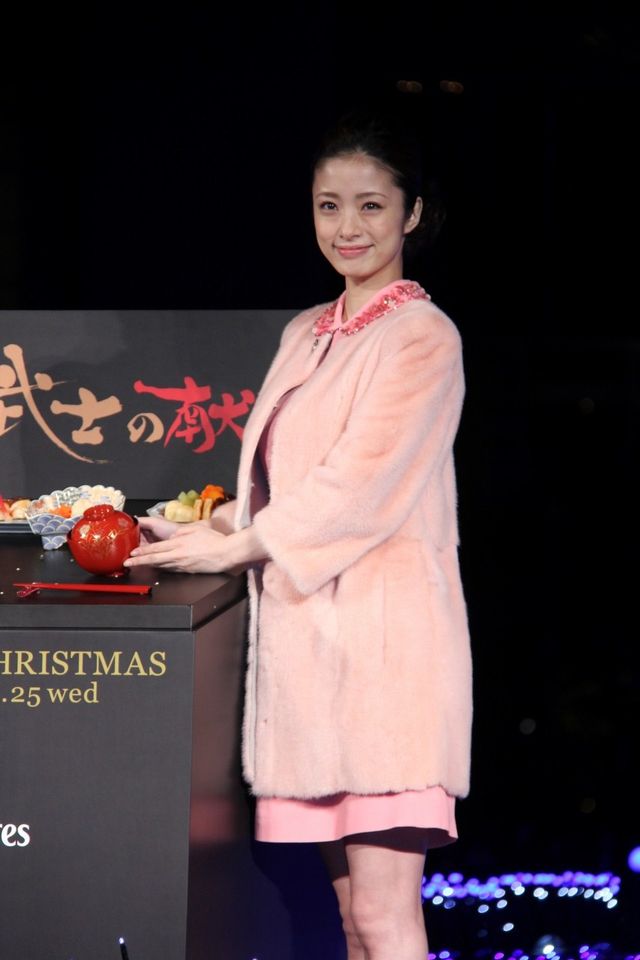 上戸彩、高良健吾も登場！「ミッドタウン・クリスマス 2013」点灯式フォトギャラリー（8枚目）
