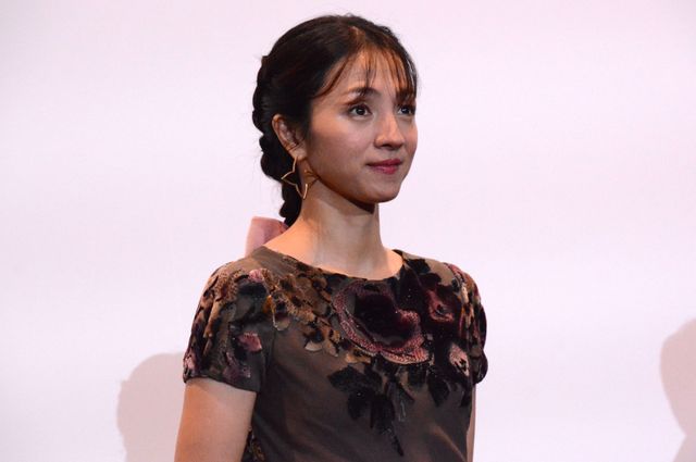 満島ひかり、美ドレスで小林薫、戸塚純貴らと登壇！『ホウセンカ』公開記念舞台挨拶＜全身あり＞（4枚目）