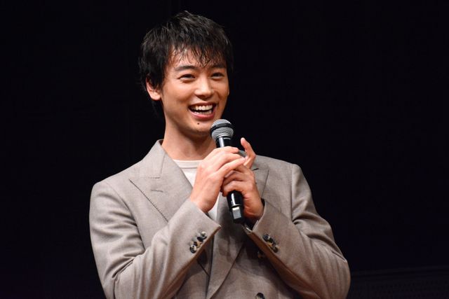 竹内涼真＆中条あやみ、サプライズ登場のはずが…「君と世界が終わる日に」Season5配信記念イベント（15枚目）