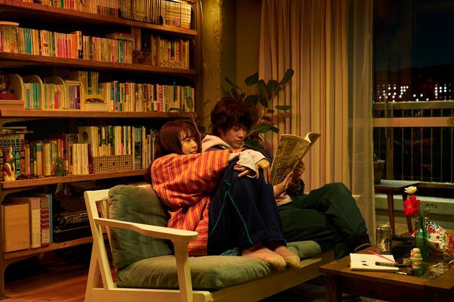 有村架純の髪を乾かす菅田将暉…『はな恋』同棲シーン（3枚目）