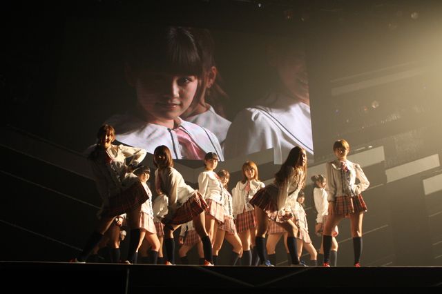 前田敦子の卒業日が決定した24日のA1st「PARTYが始まるよ」公演フォトギャラリー：フォトギャラリー