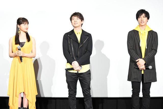 土屋太鳳とバンブルビー！公開記念舞台あいさつ（6枚目）