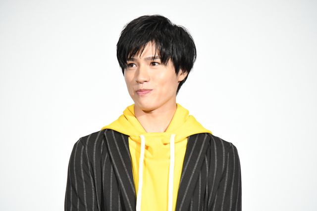 土屋太鳳とバンブルビー！公開記念舞台あいさつ（7枚目）