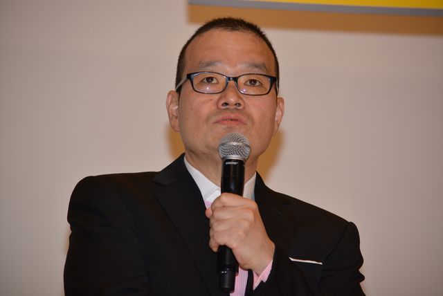 黒木瞳＆広末涼子、舘ひろしに花束プレゼント！『終わった人』初日舞台あいさつ（10枚目）