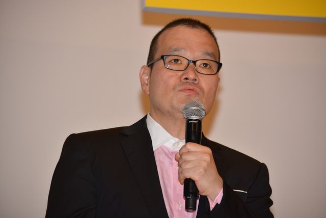 黒木瞳＆広末涼子、舘ひろしに花束プレゼント！『終わった人』初日舞台あいさつ（11枚目）