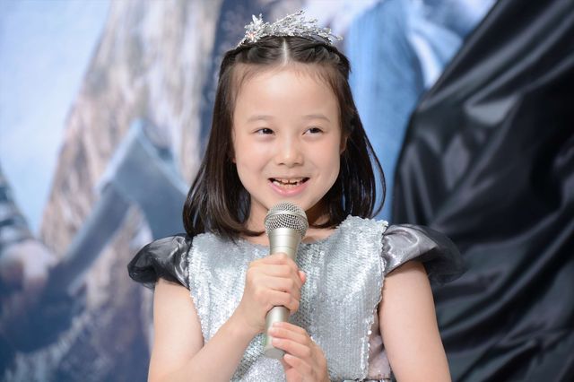 トレンディエンジェル、本田姉妹にメロメロ!?映画『スノーホワイト／氷の王国』公開直前イベントギャラリー（6枚目）