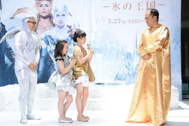 トレンディエンジェル、本田姉妹にメロメロ!?映画『スノーホワイト／氷の王国』公開直前イベントギャラリー（7枚目）