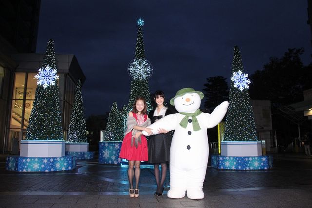 佐々木希、「テラスハウス」まいまいにメロメロ！The Snowman Fair in DAIKANYAMA点灯式（8枚目）