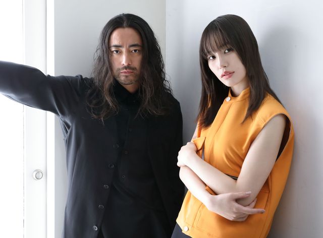 南沙良とのツーショットも【山田孝之インタビューカット集】：フォトギャラリー