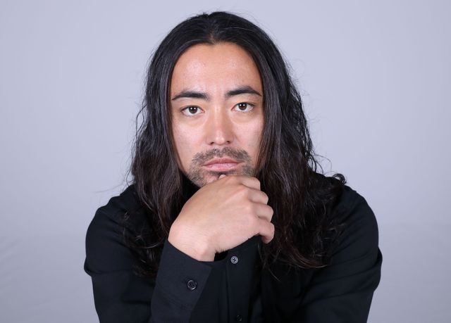 南沙良とのツーショットも【山田孝之インタビューカット集】（2枚目）