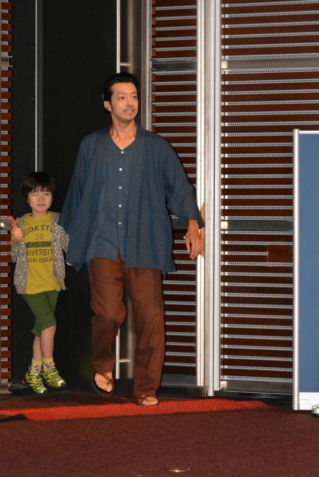 亀梨和也＆玉置浩二、新ユニット「堀田家 BAND」結成！　画像ギャラリー（10枚目）