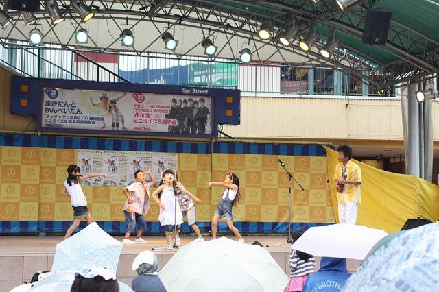 CDシングル「チャチャマンボ島」発売記念イベントフォトギャラリー（4枚目）