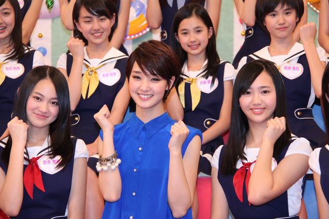 剛力彩芽、レギュラー司会に抜てき！　後輩次世代ガールズユニットのX21と共演！　画像ギャラリー（9枚目）