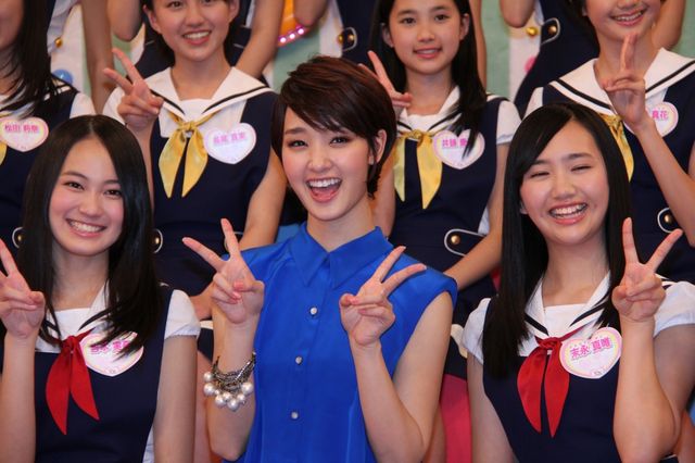 剛力彩芽、レギュラー司会に抜てき！　後輩次世代ガールズユニットのX21と共演！　画像ギャラリー（13枚目）