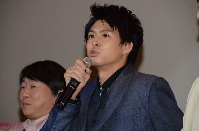 池田エライザ＆中尾暢樹ら出席！『一礼して、キス』初日舞台あいさつ（7枚目）