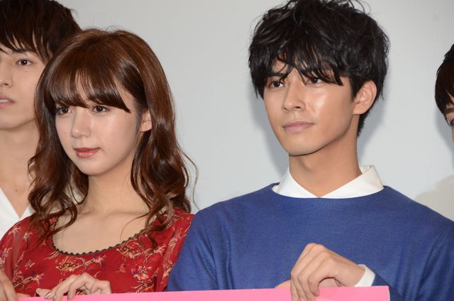 池田エライザ＆中尾暢樹ら出席！『一礼して、キス』初日舞台あいさつ（15枚目）