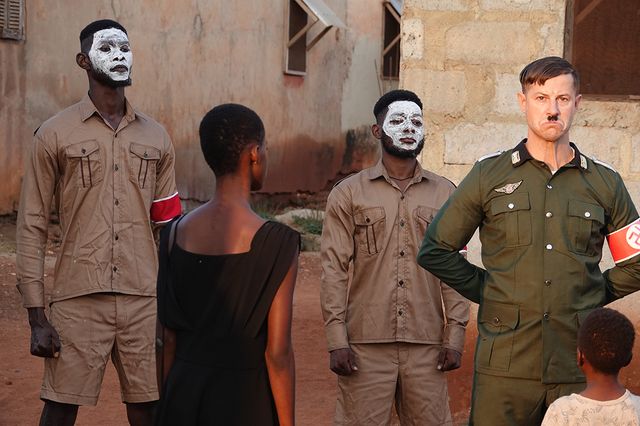 まさかの続編！『アフリカン・カンフー・ナチス2　逆襲のロボトラー』場面写真（3枚目）