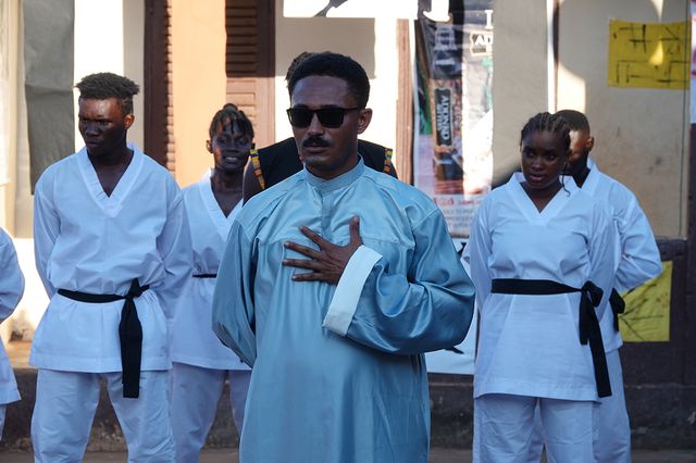 まさかの続編！『アフリカン・カンフー・ナチス2　逆襲のロボトラー』場面写真（5枚目）