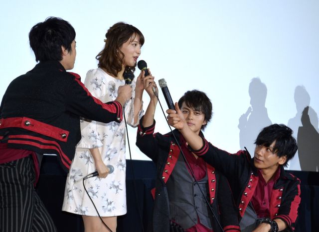 「仮面ライダー鎧武」青木玄徳＆松田岳らキャスト大集結！フォトギャラリー（12枚目）