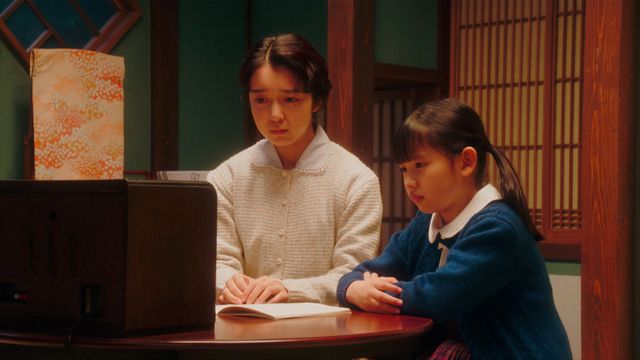 雪衣は算太に…「カムカムエヴリバディ」第34回の場面写真（2枚目）