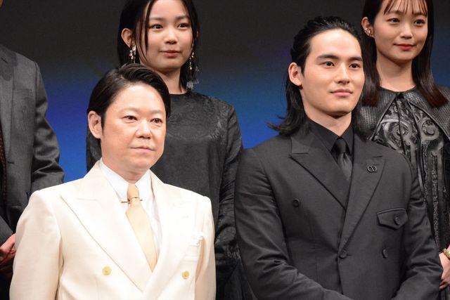 阿部サダヲだけスーツの色が!?岡田健史、岩田剛典らと『死刑にいたる病』完成披露試写登壇（18枚目）