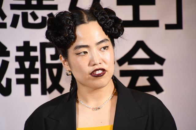 号泣のゆりやん、“愛”の竹刀打ち！唐田えりか、剛力彩芽と「極悪女王」完成報告会（17枚目）