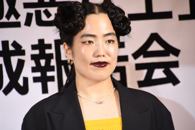 号泣のゆりやん、“愛”の竹刀打ち！唐田えりか、剛力彩芽と「極悪女王」完成報告会（19枚目）