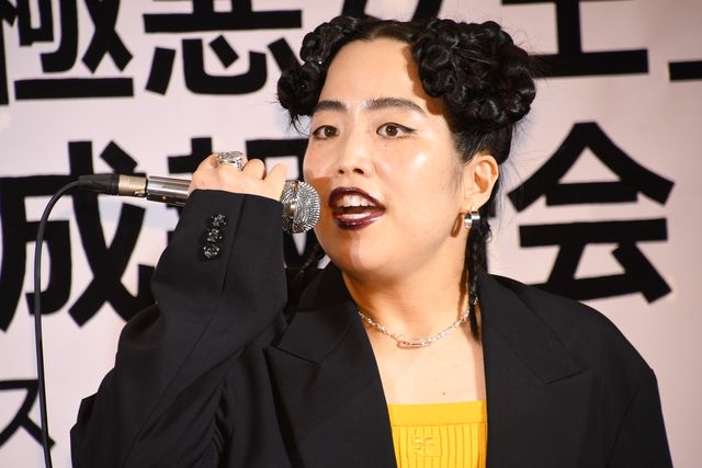 号泣のゆりやん、“愛”の竹刀打ち！唐田えりか、剛力彩芽と「極悪女王」完成報告会（21枚目）