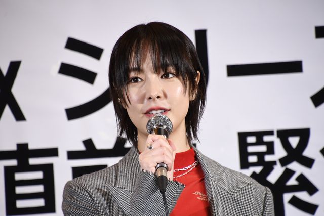 号泣のゆりやん、“愛”の竹刀打ち！唐田えりか、剛力彩芽と「極悪女王」完成報告会（29枚目）