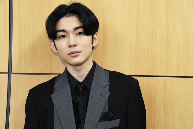 市川染五郎の美しい横顔！映画『サイダーのように言葉が湧き上がる』インタビューカット（2枚目）