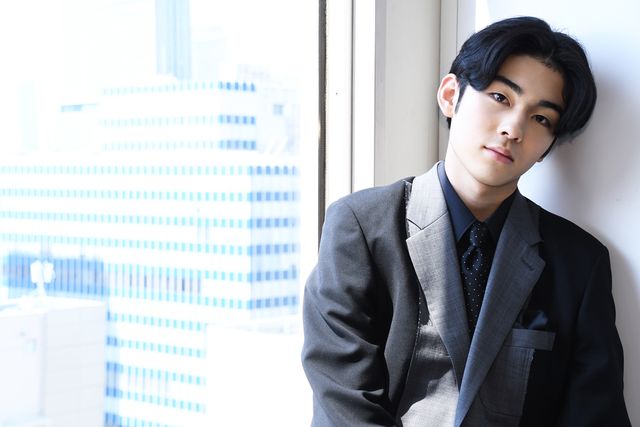 市川染五郎の美しい横顔！映画『サイダーのように言葉が湧き上がる』インタビューカット（3枚目）