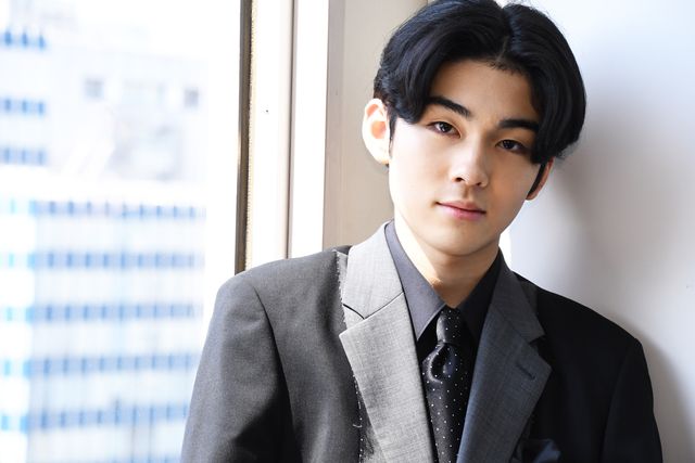 市川染五郎の美しい横顔！映画『サイダーのように言葉が湧き上がる』インタビューカット（7枚目）