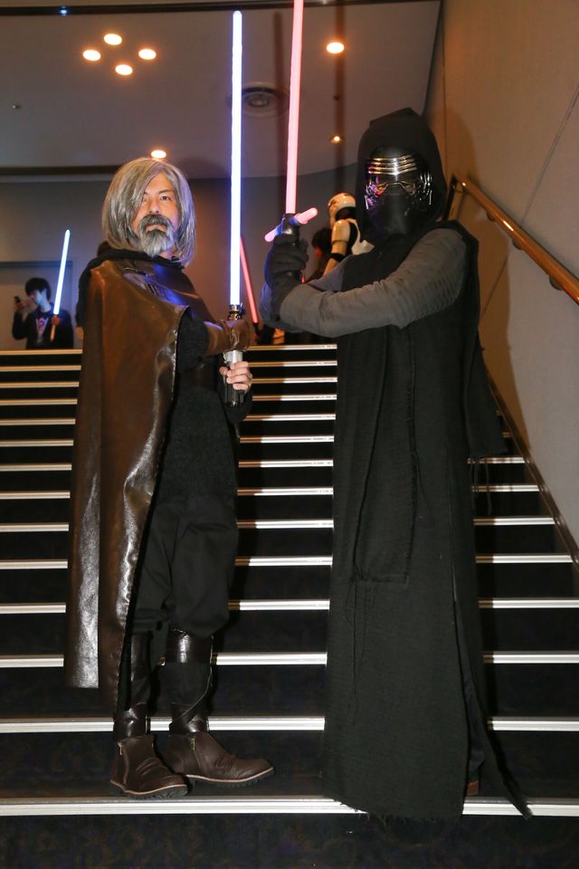 聖地・日劇で盛り上がるSWファンたち！祭りだよ（15枚目）