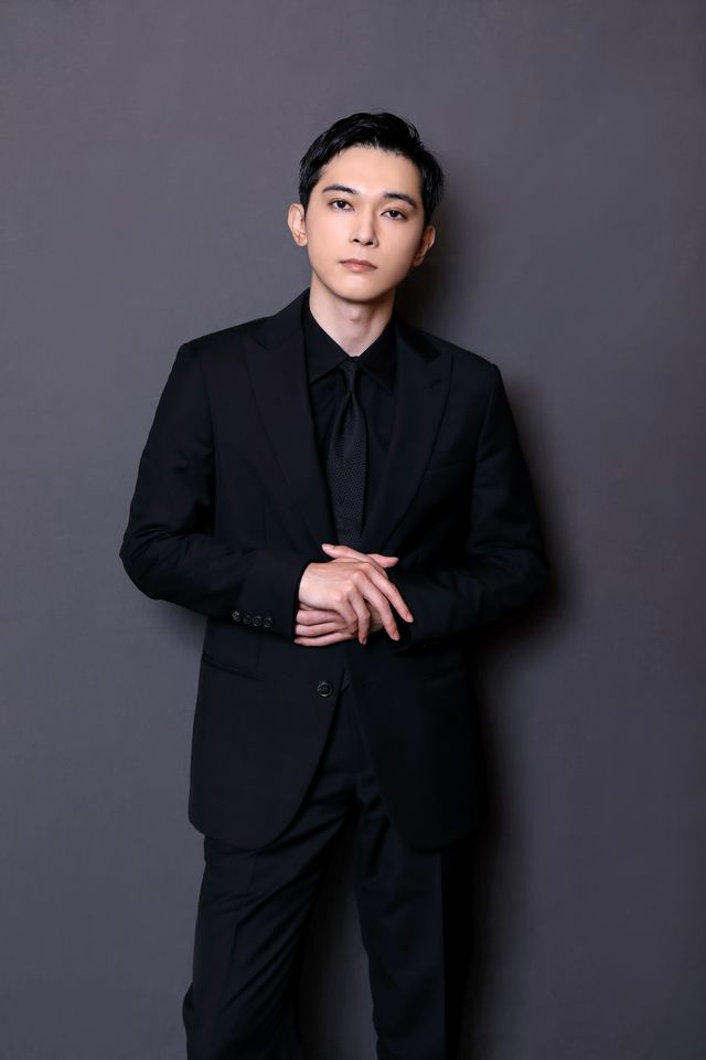 この世ならざる美…吉沢亮撮りおろし＜8枚＞（2枚目）